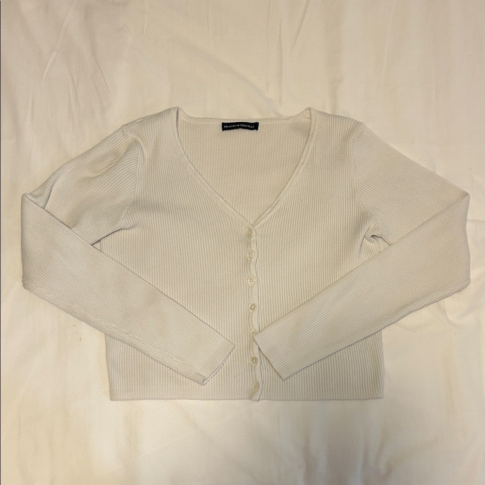 Brandy Melville Cropped V Neck Button Up Long Sleeve Sweater Top